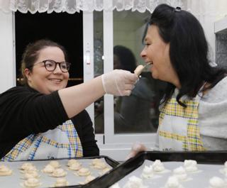 Lust auf deutsche Weihnachtsplätzchen auf Mallorca? Diese beiden Frauen backen auf Bestellung