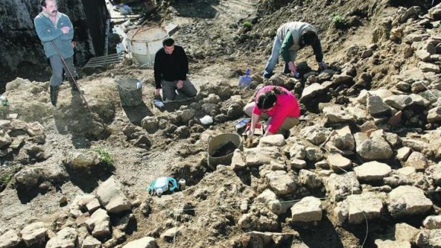 La lluvia paraliza los trabajos en Argandenes