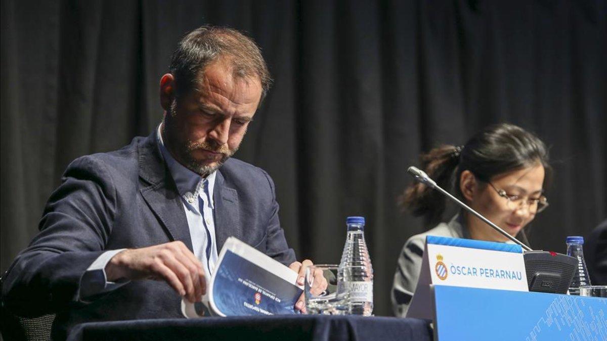 Perarnau tendrá dinero para incorporar un delantero de garantías