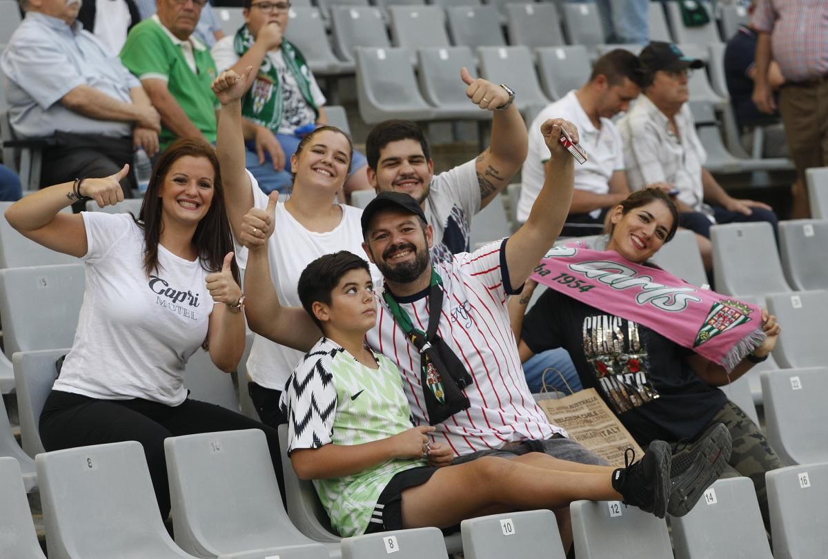 La afición cordobesista en el partido contra el Alarcón