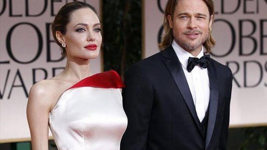 Brad Pitt califica de &quot;heroica&quot; la decisión de Angelina Jolie