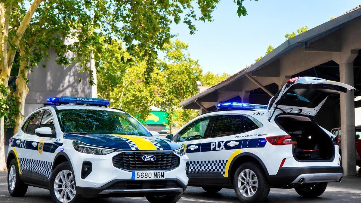 Xàtiva incorpora dos nuevos vehículos híbridos a la flota de la Policía Local