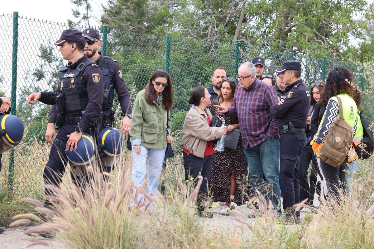 Todas las imágenes del desalojo de Can Misses