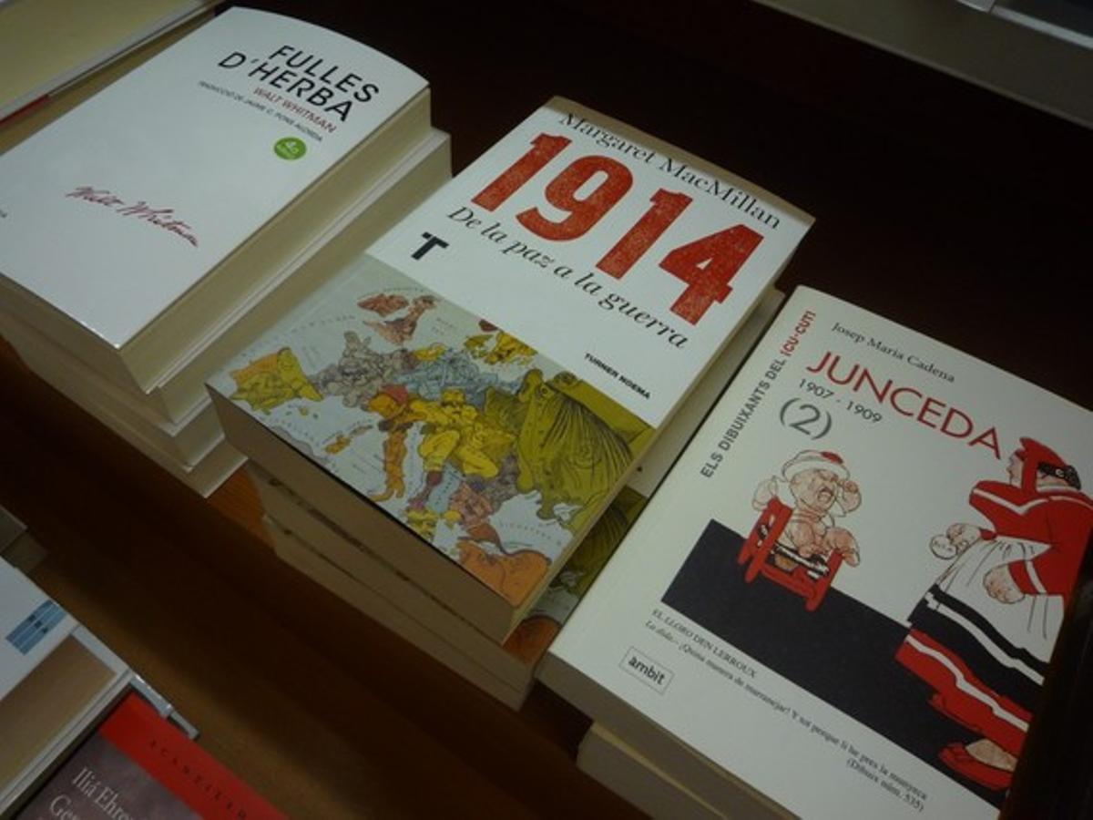 Alguns títols de novel·les històriques.