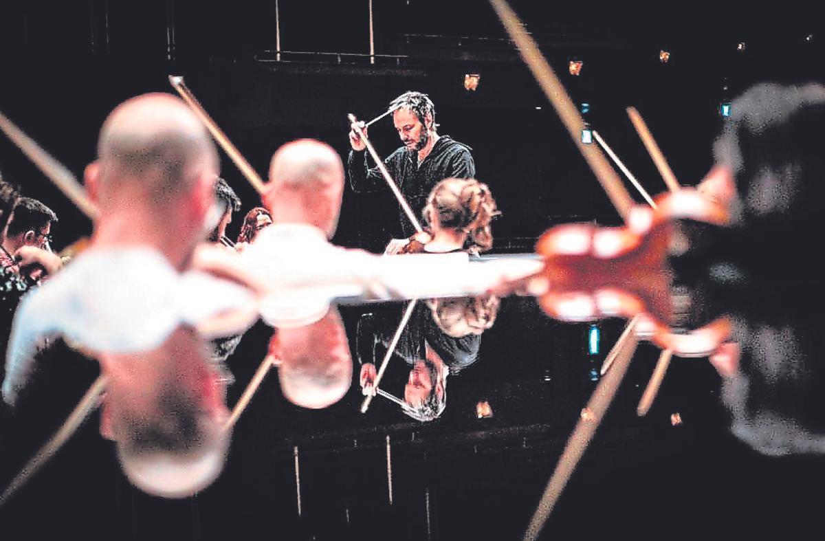 Un ensayo de la orquesta ADDA Simfònica Alicante.