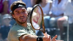 Tsitsipas durante el partido ante Sinner