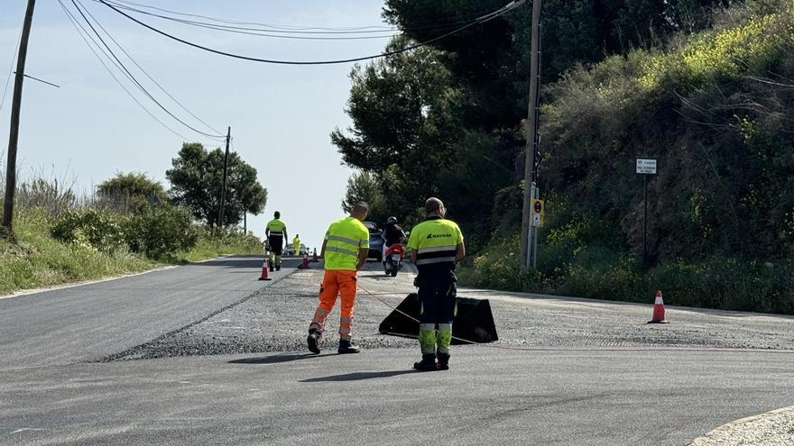 El Ayuntamiento de Mijas asfalta la carretera de Cerro del Águila y Cortijo Acebedo