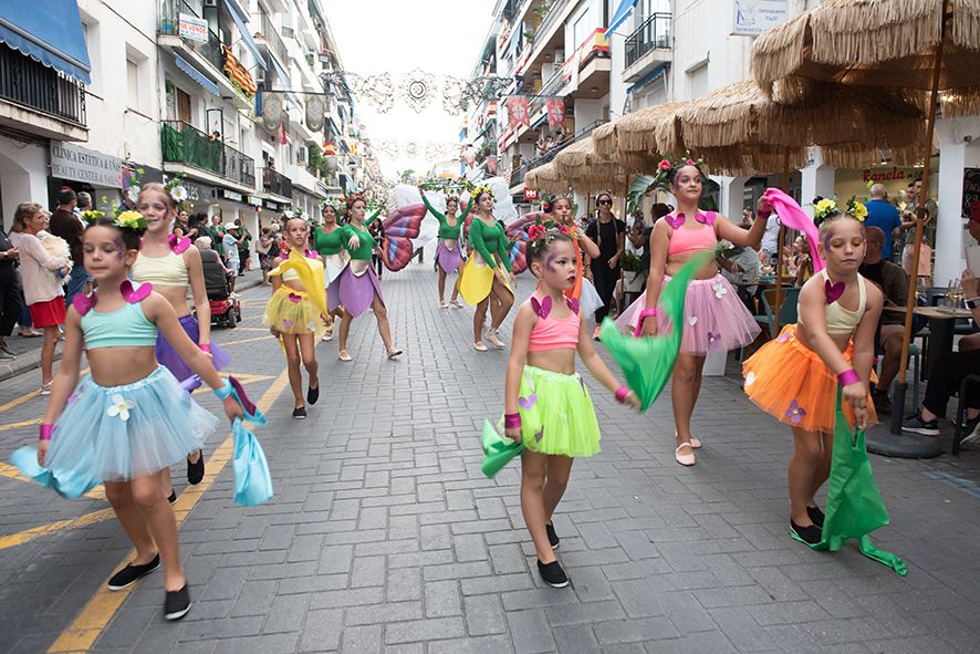 La 'Entrà de la Murta' y el pregón abre los Moros y Cristianos de Altea