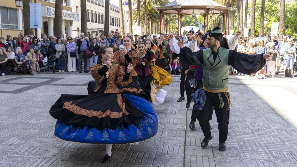 Celebración do Día das Letras Galegas nos xardíns de Méndez Núñez.