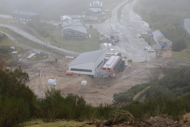 Los esquiadores ganan terreno en Pajares