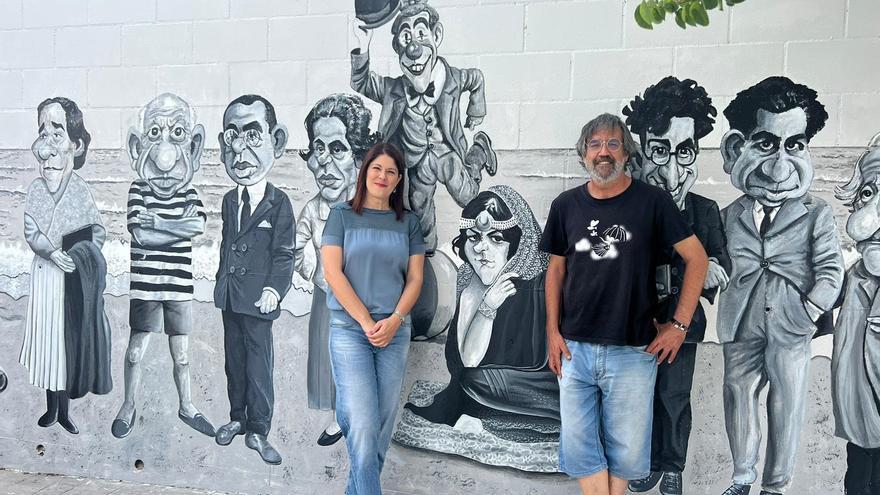 30 personajes recogen la historia de Málaga en un mural de Teatinos