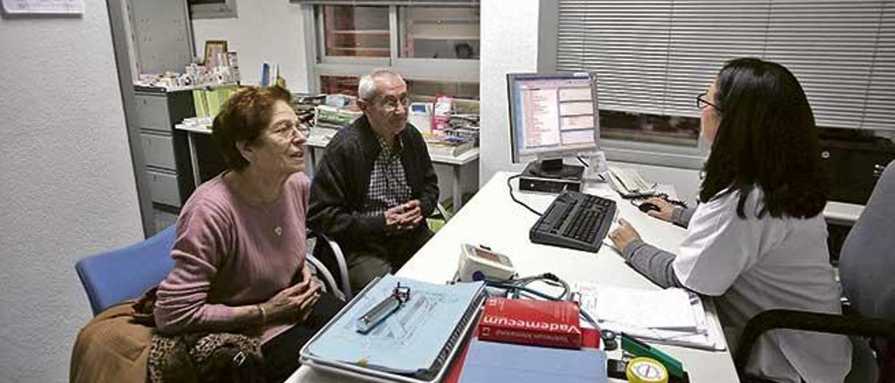 Una imagen de una consulta médica en el centro de salud de Son Gotleu en Palma.