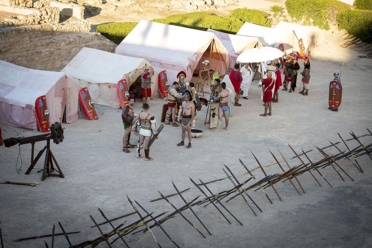 Recreación histórica en Lucentum en años pasados.
