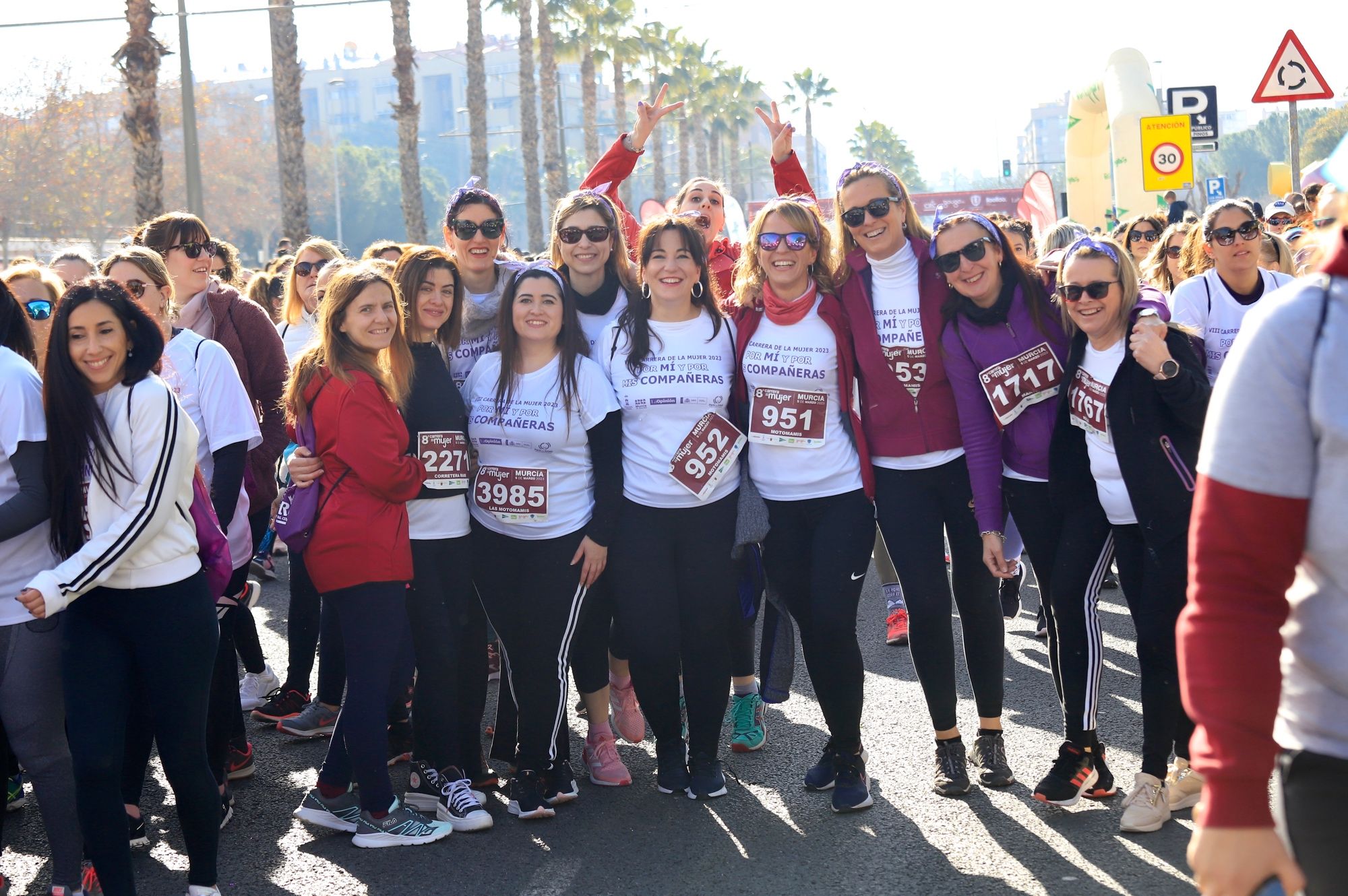 La salida y el recorrido de la Carrera de la Mujer 'inmortalizados' en imágenes