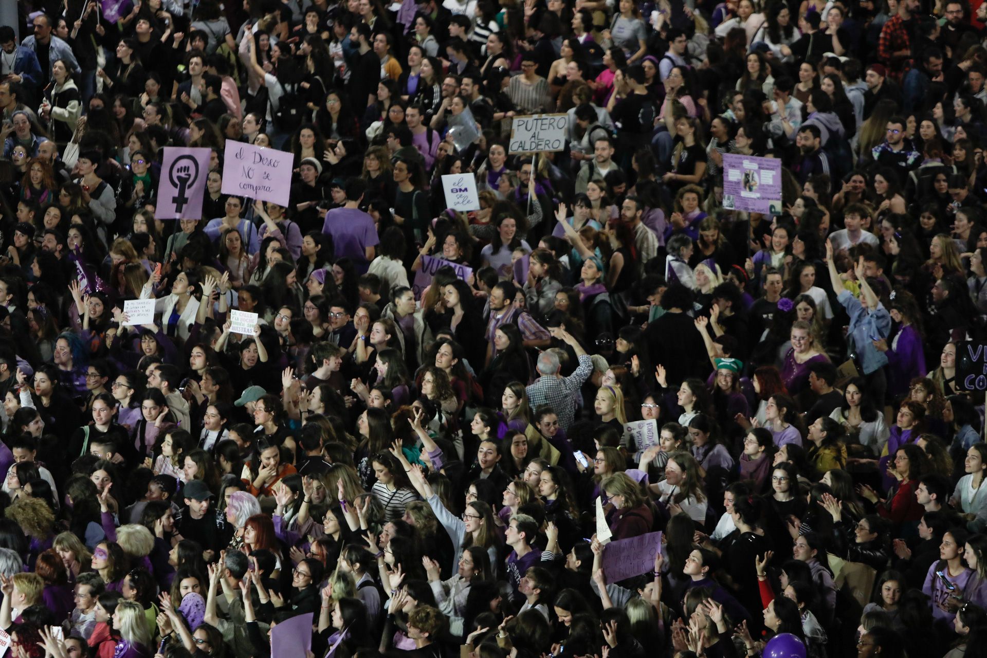 La manifestación de la Coordinadora Feminista de València para celebrar el 8 M