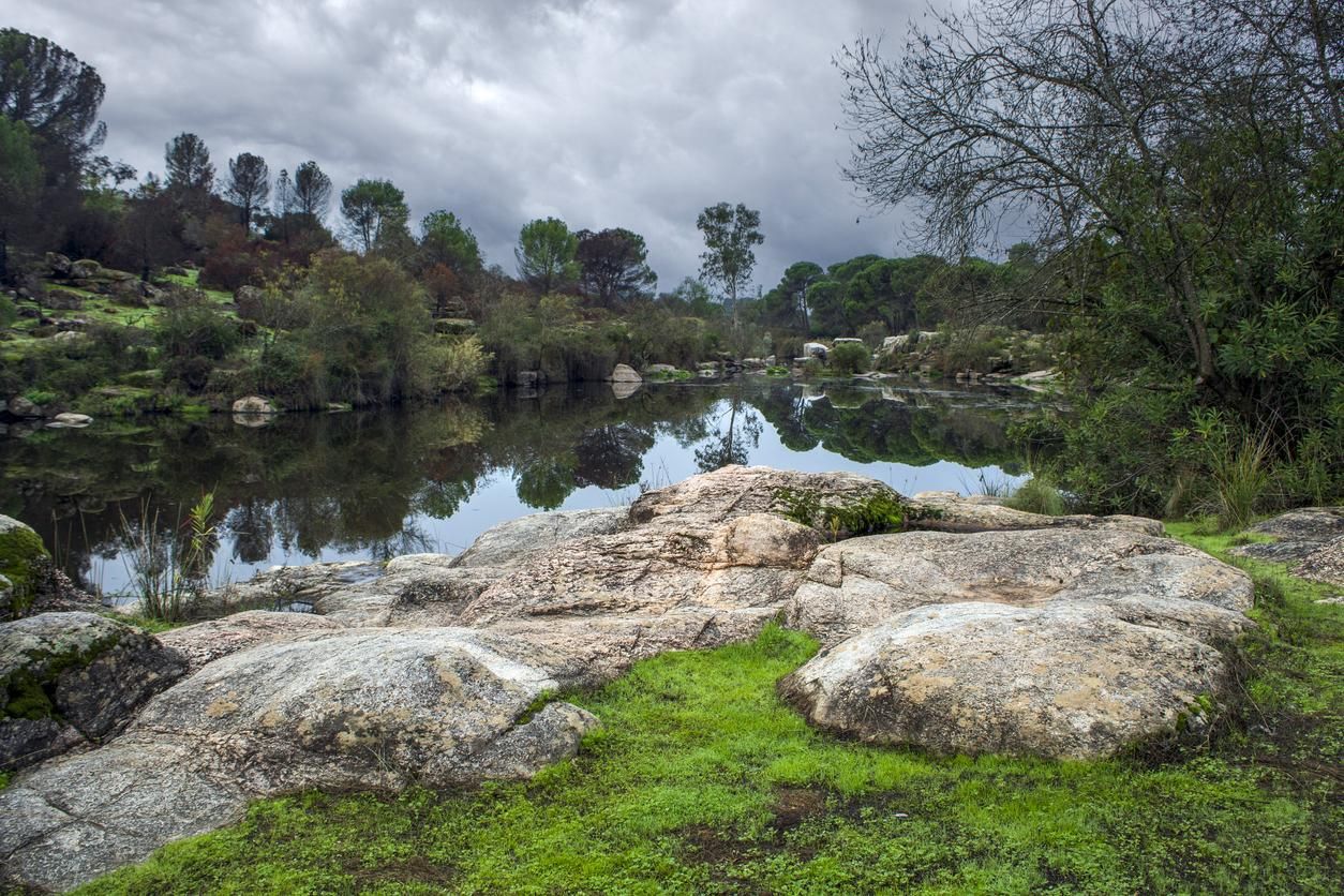 Vista del río Jándula en el parque natural de la Sierra de Andújar.