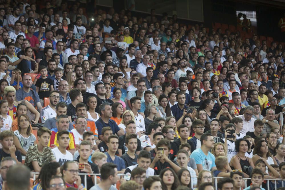 Presentación de los siete fichajes del Valencia CF