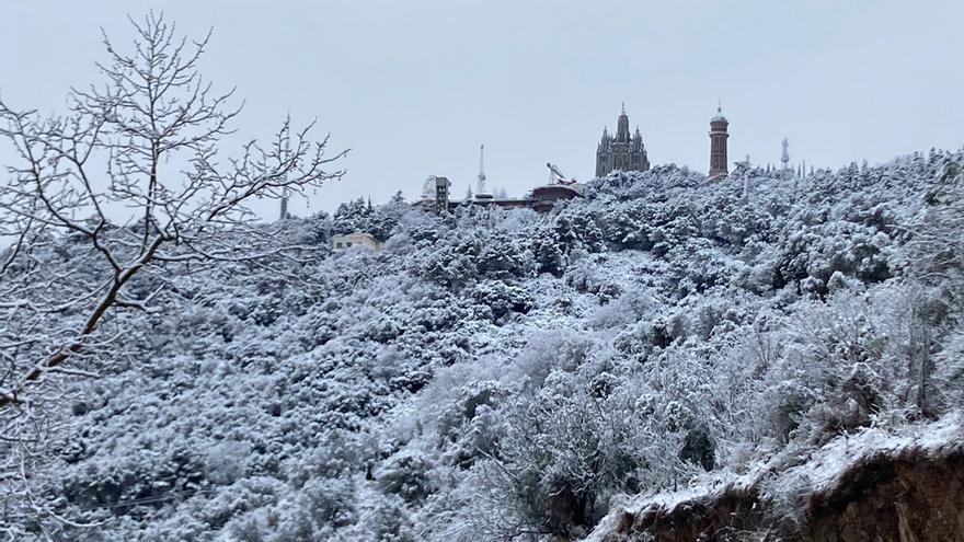 Collserola y el Tibidabo, con nieve