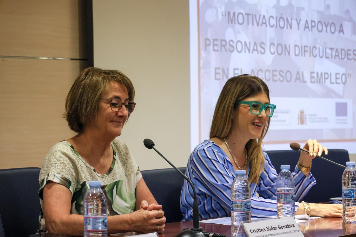 Medina Mínguez (d.) durante la jornada.