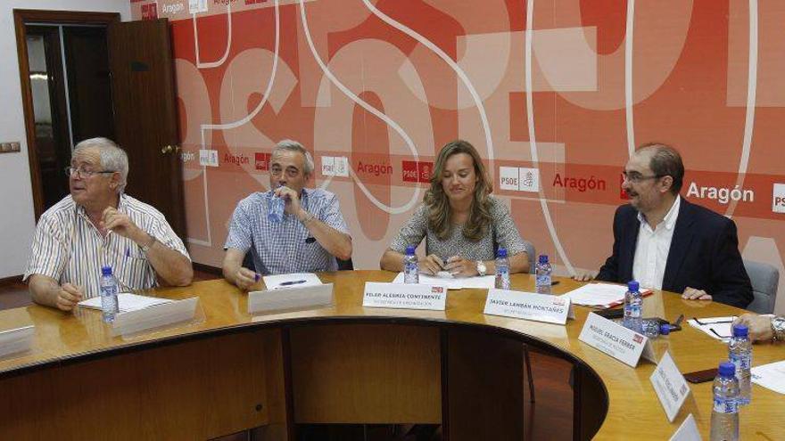 Los cargos del PSOE publicarán sus bienes, rentas e intereses