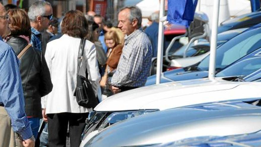 Venda de vehicles durant la darrera edició de la Fira d&#039;Artés