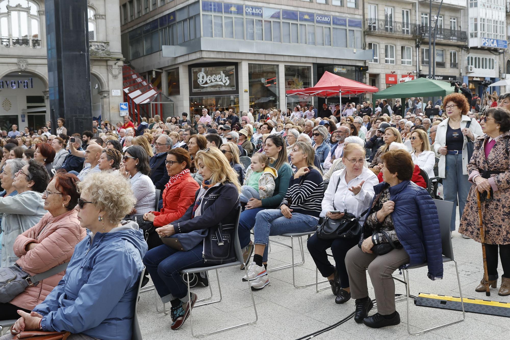 La ciudad se entrega a la música y la danza