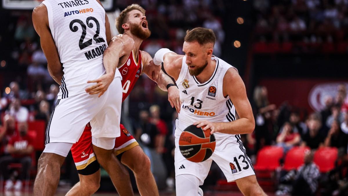 Dzanan Musa jugó más de 25 minutos en el partido ante Olympiacos