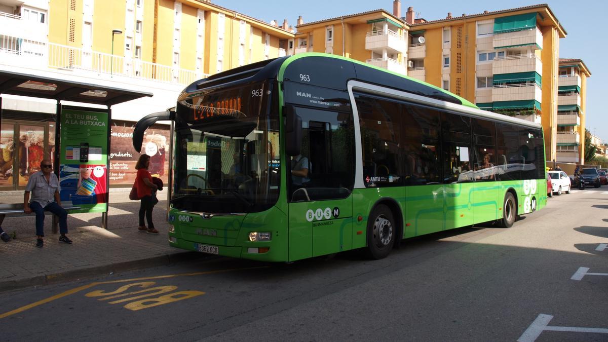 Parada del autobús del carrer Pau Casals de Manresa