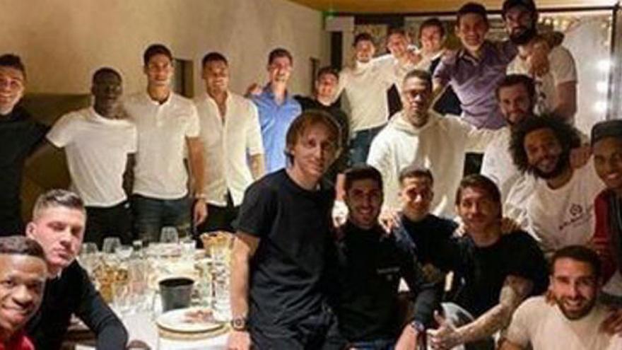 Una imagen que subió Ramos a redes sociales de la cena.