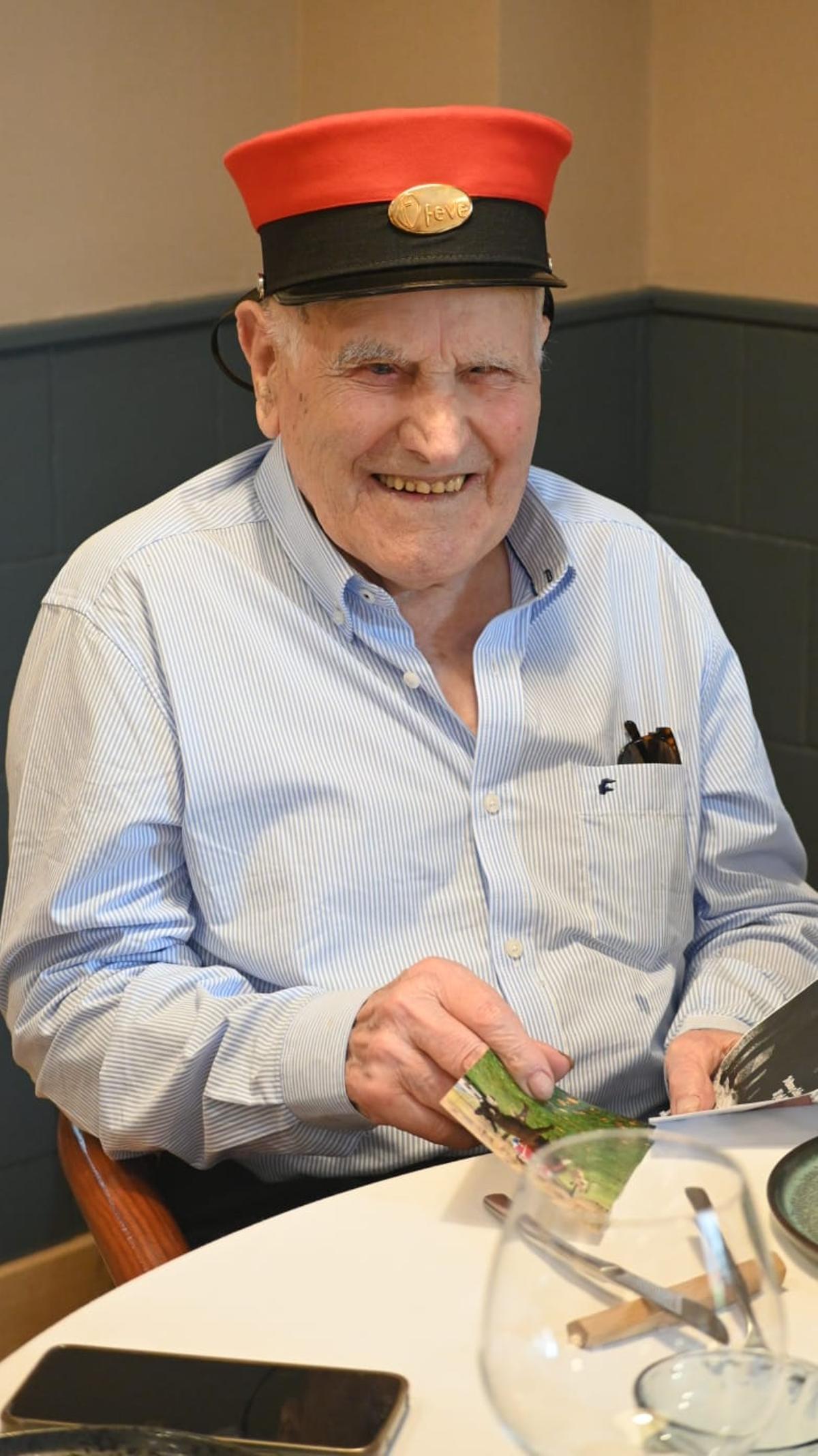 Angel Díaz durante el homenaje.