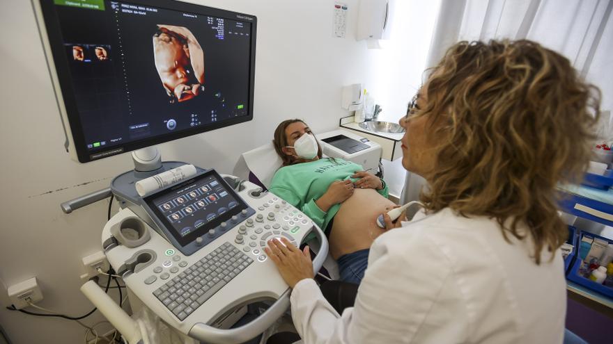Las ecografías que permiten la detección precoz de patologías en el bebé