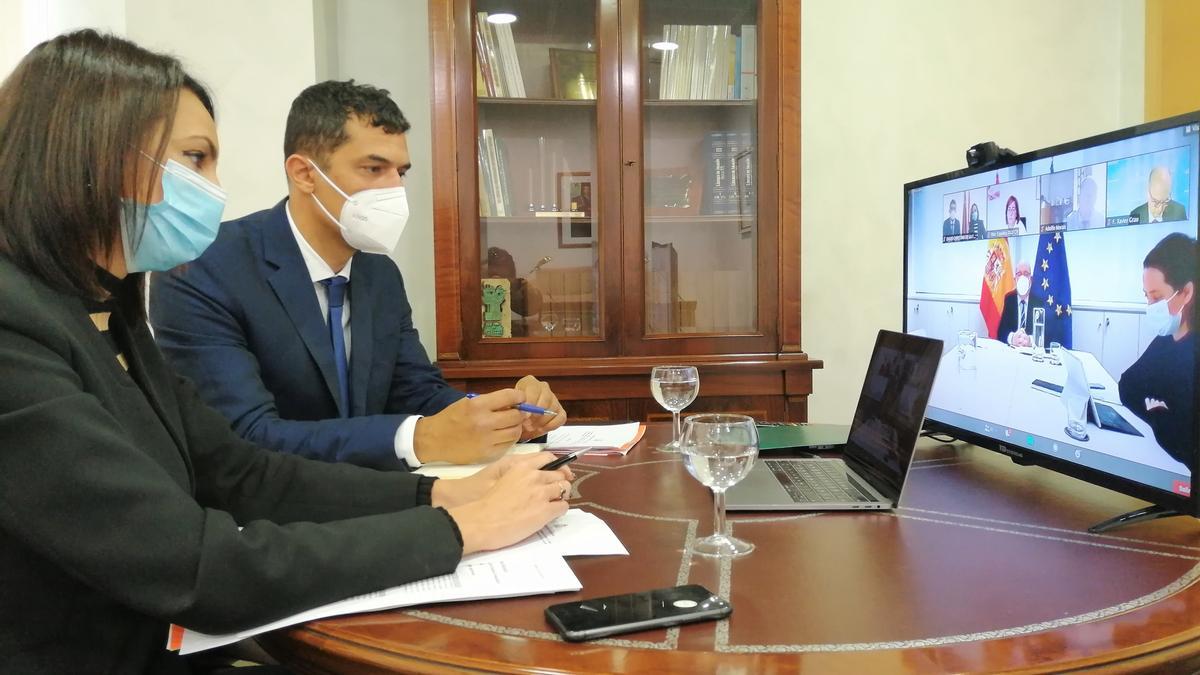 La consejera Valle Miguélez, durante la reunión en la Conferencia General de Política Universitaria