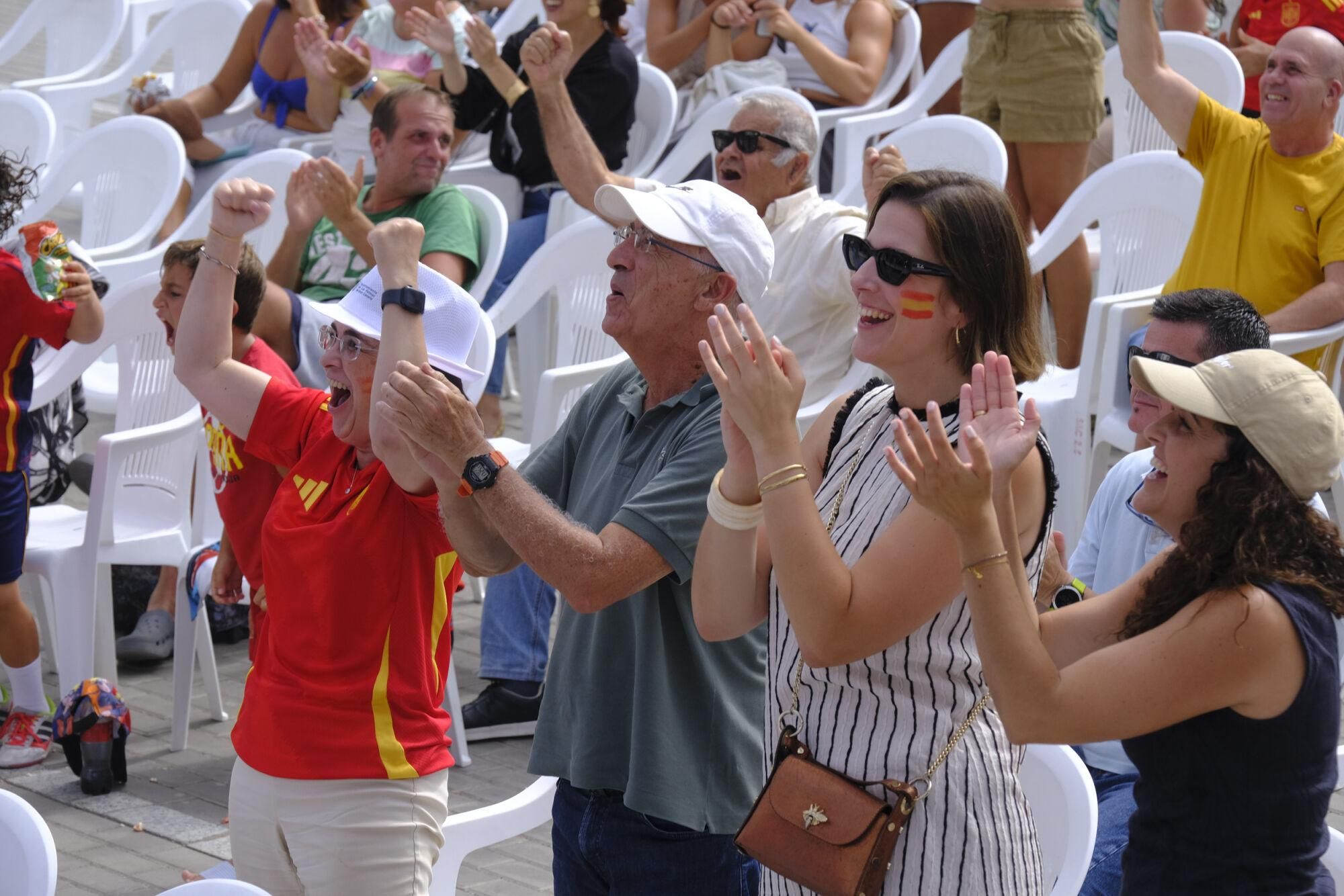 Ambiente de la final de la Eurocopa femenina de fútbol 