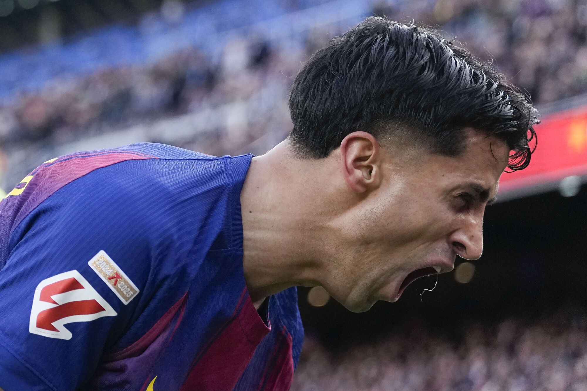 Cancelo se gana su continuidad en el Barça
