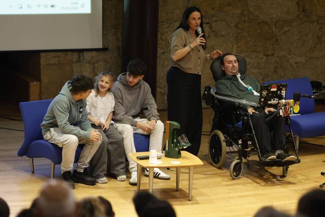 EN IMÁGENES: Así fue la presentación del libro de José Luis Capitán en Oviedo
