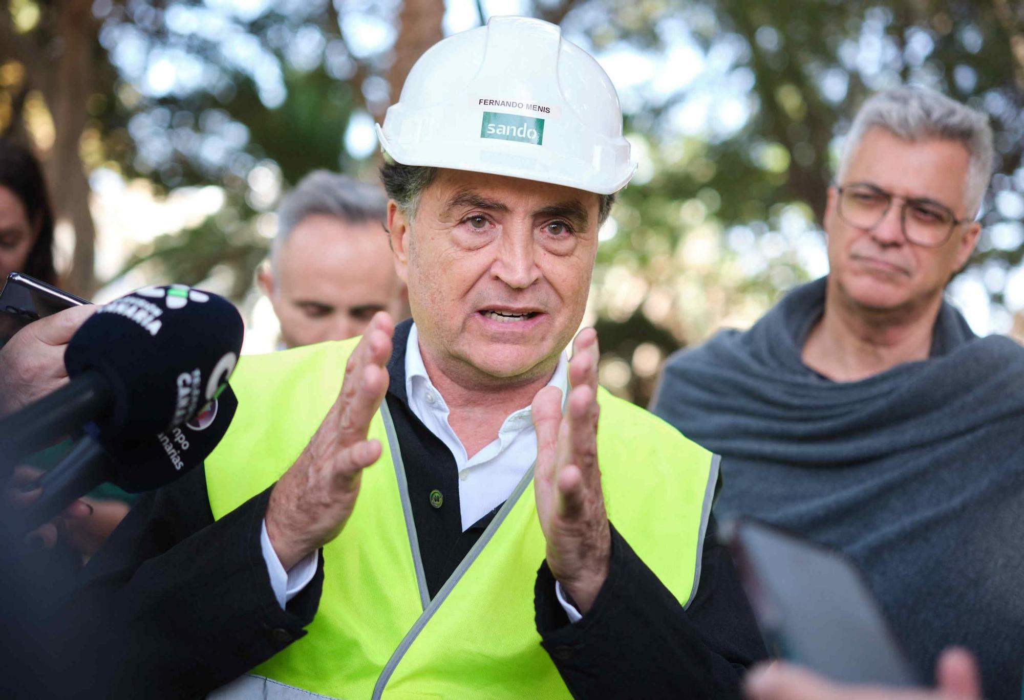 Continúan los trabajos de rehabilitación del parque Viera y Clavijo