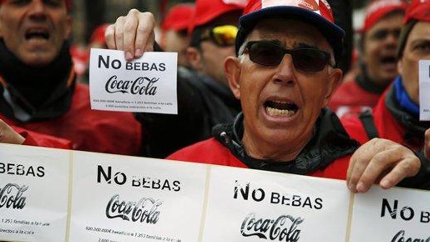 Protesta contra los despidos en Coca-Cola.