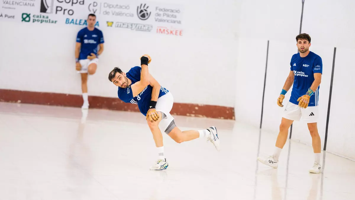 Salelles II, Canari i Raúl encapçalen la classificació