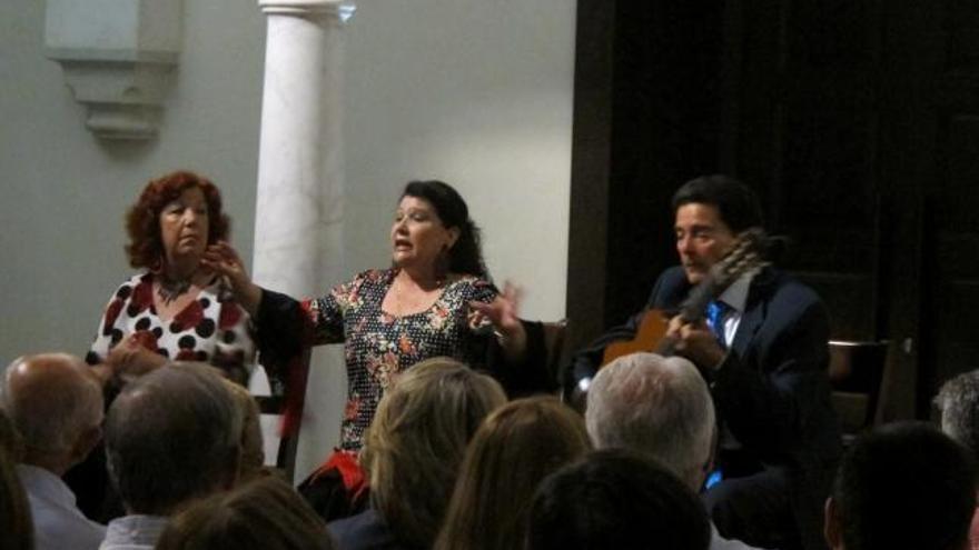 Celebración de la fiesta flamenca en el Museo Carmen Thyssen de Málaga.