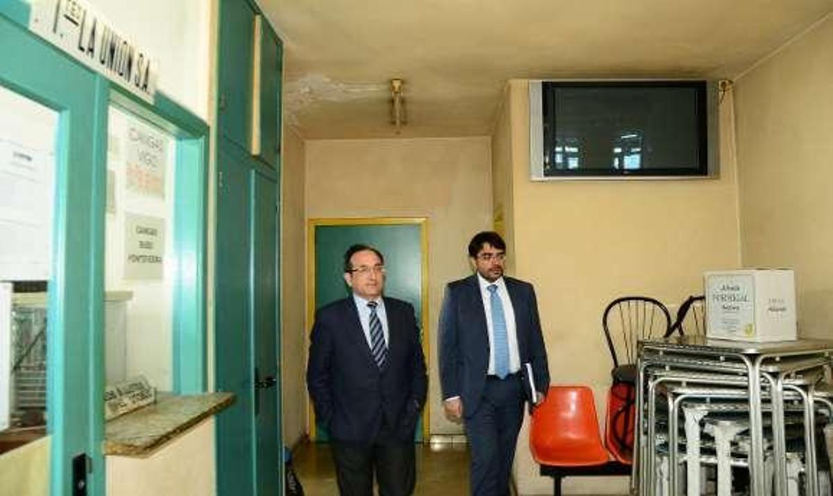Sotelo consigue que la Xunta obligue a Monbus a acondicionar la estación y la marquesina exterior