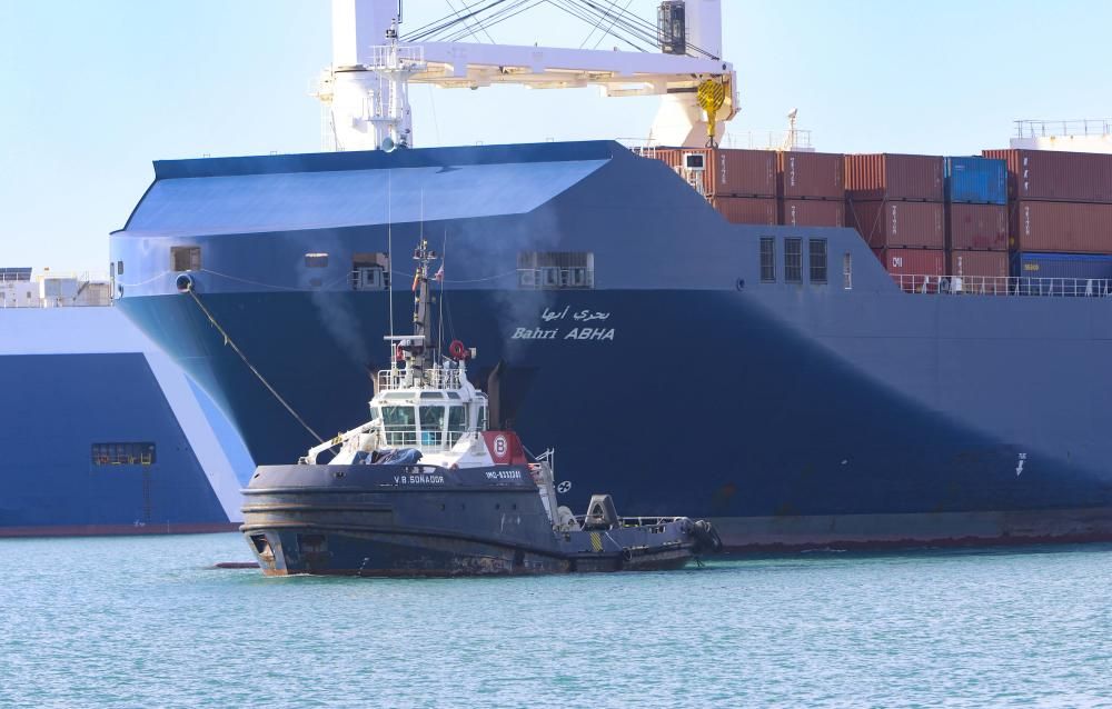 Un barco saudí con armamento atraca en el Puerto de Sagunto