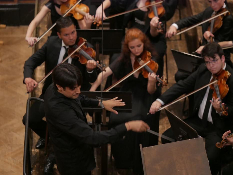 La Orquesta de Jóvenes de la Provincia durante su actuación