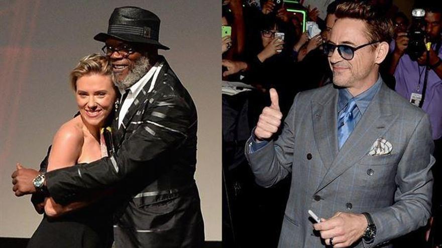 Robert Downey Jr. y Scarlett Johansson brillan en la premiere de Vengadores