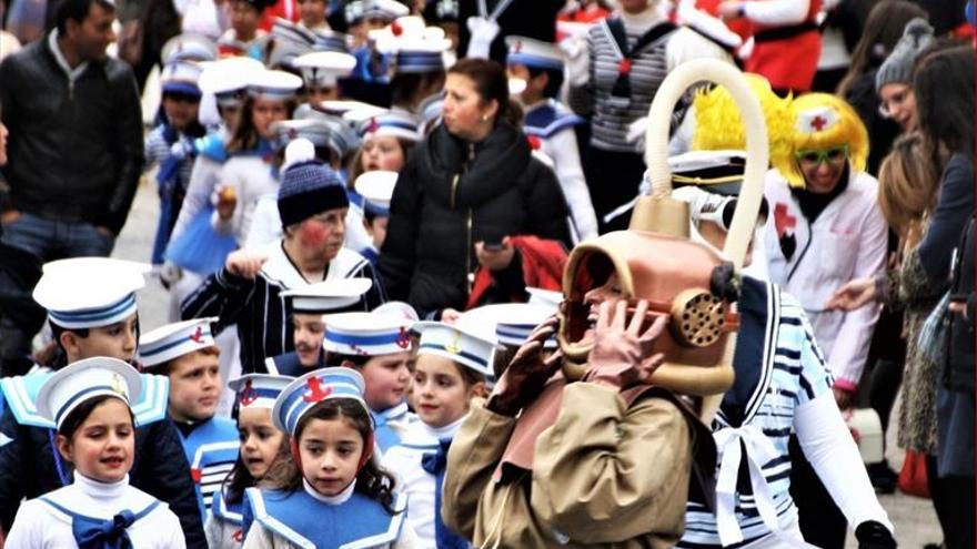El pasacalle infantil abre los cinco días de carnavales en Monesterio