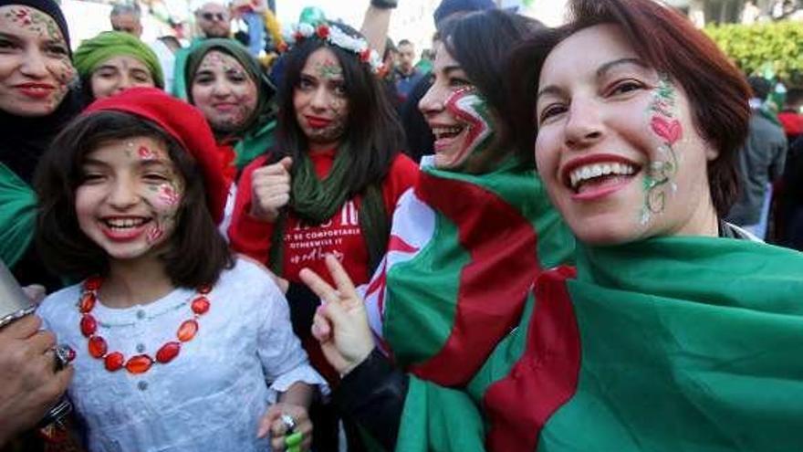 Argelinas, en la manifestación de ayer por un cambio radical. // Reuters