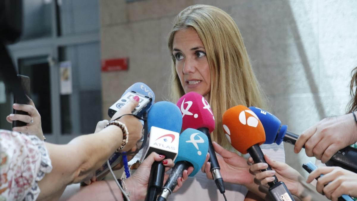 Sylvia Córdoba durante su declaración ante los medios.