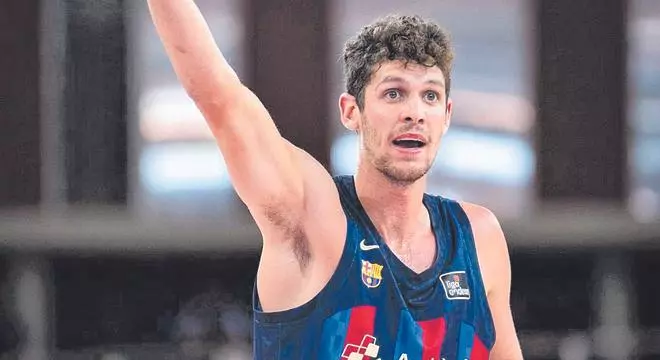 «Vull demostrar que algú com jo té cabuda en un equip farcit de grans jugadors com el Barça»