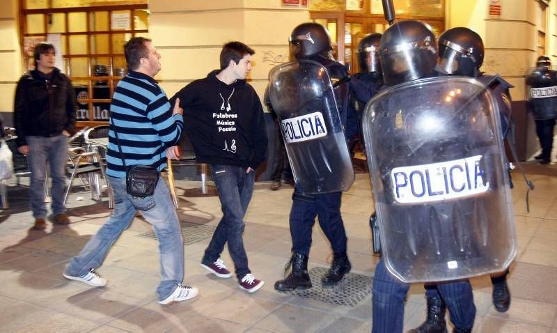 Fotogalería de los incidentes en Zaragoza