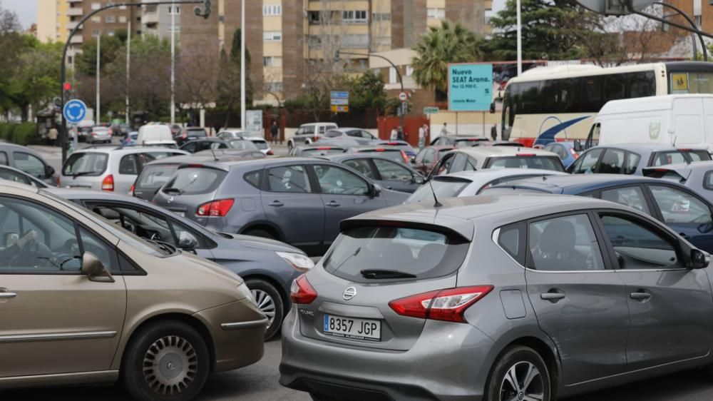 Colapso en las principales vías de entrada y salida de la ciudad