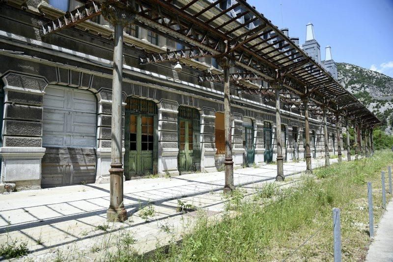 Reapertura de la línea ferroviaria internacional de Canfranc